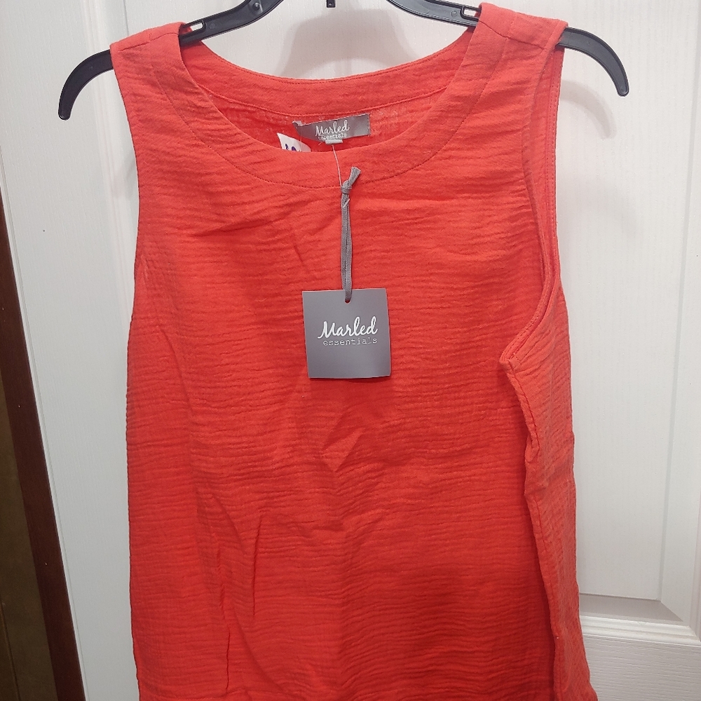 Size M Tank Top NWT